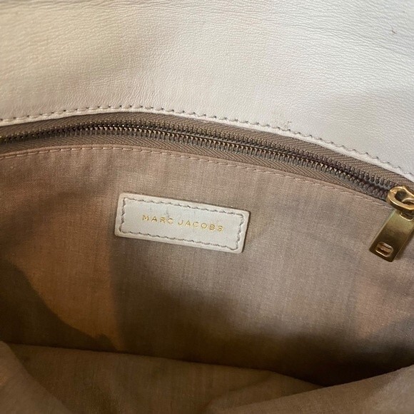 Marc Jacobs Quilted Leather Envelope Clutch Beige Cream - Picture 3 of 12